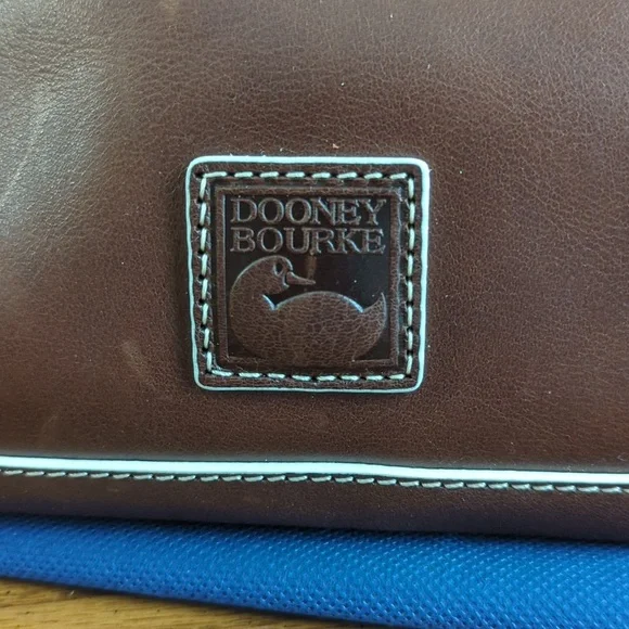 NWT Dooney & Bourke Chestnut Florentine Leather Shopper Bag with Zip Clos… - Picture 10 of 16